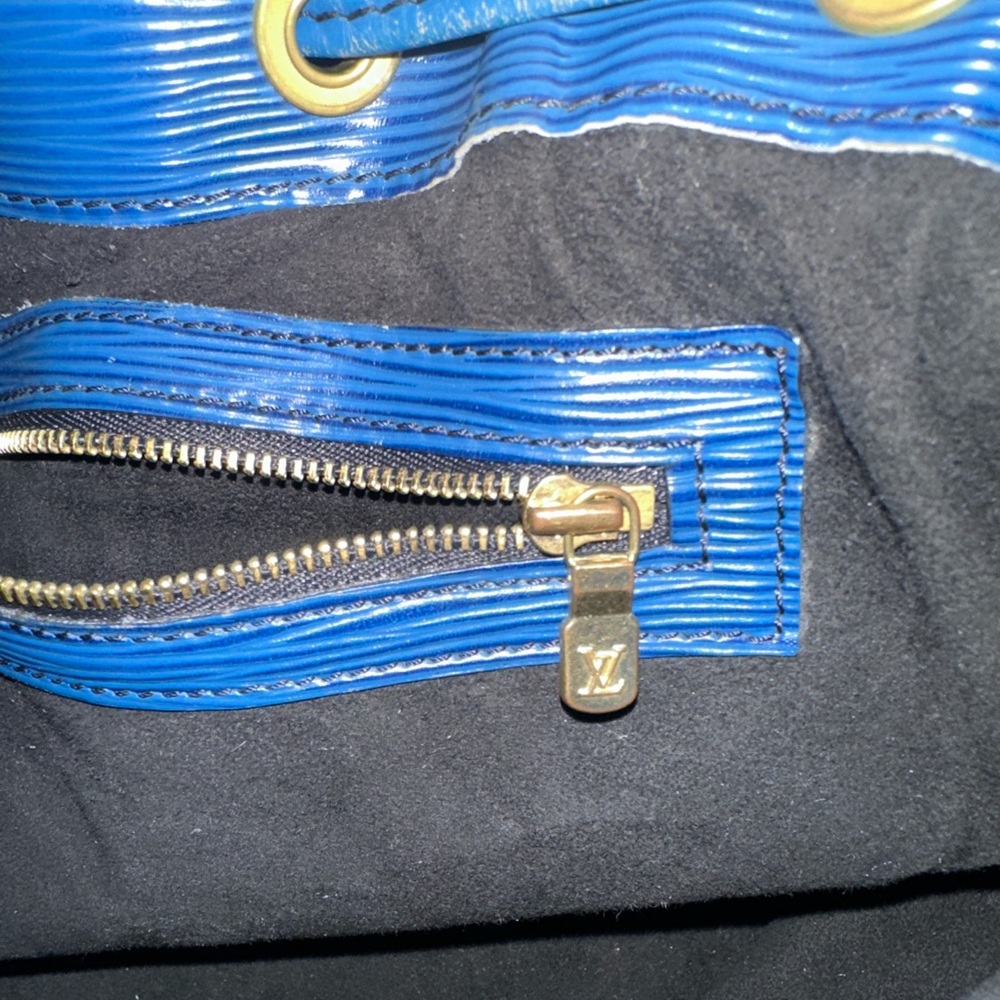 Authentic Vintage Louis Vuitton Petit Noe M44105 Toledo Blue - Picture 5 of 6